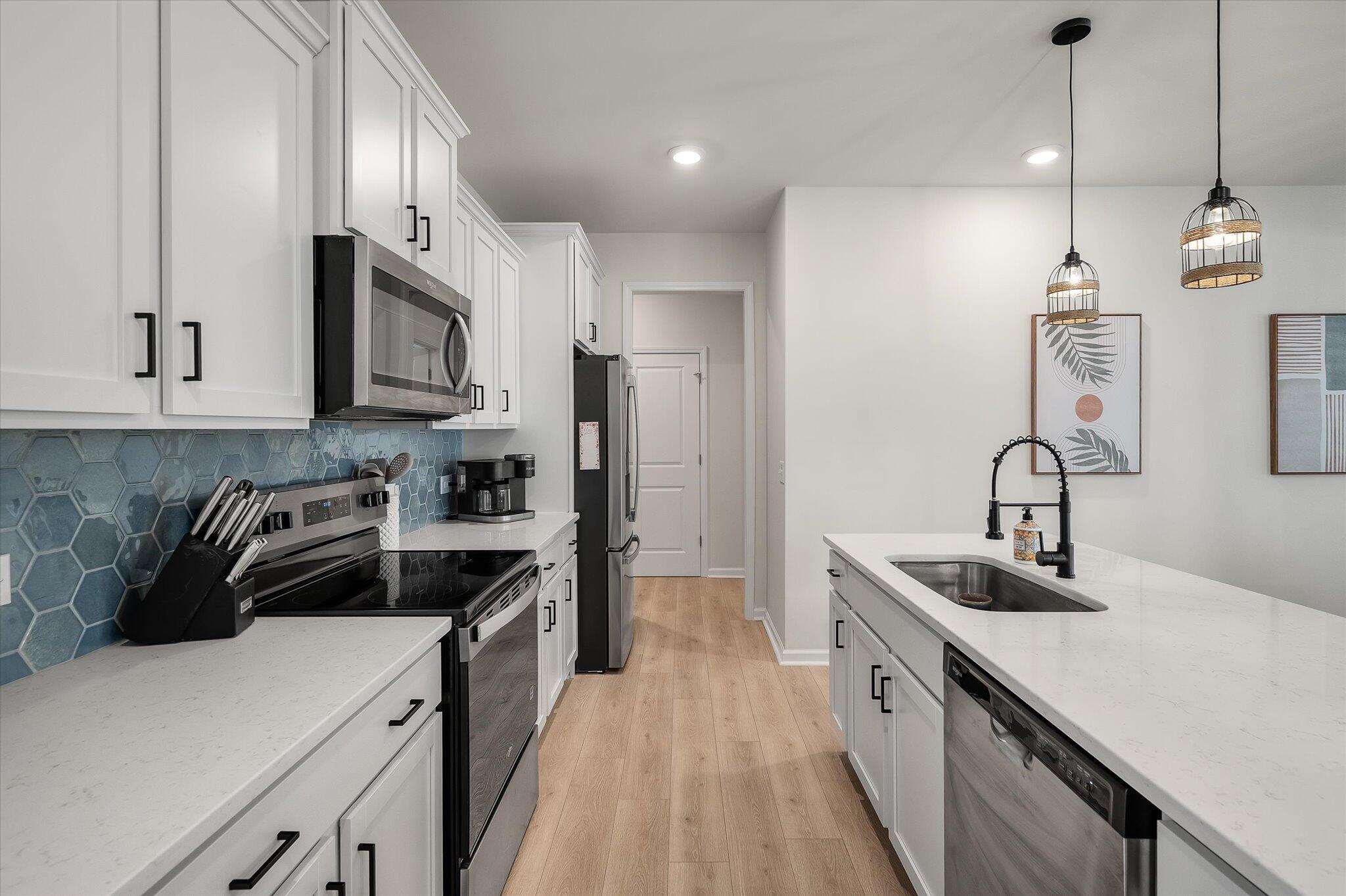 181 Surfbird Road Summerville, SC 29486 - Photo 8 of 28 12-181 Surfbird_i_Lowcountry_Exposure-25