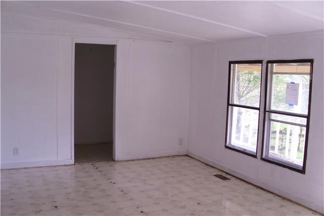 3007 Old New Cut Road Springfield, TN 37172 - Photo 4 of 11 Another View of Living Room