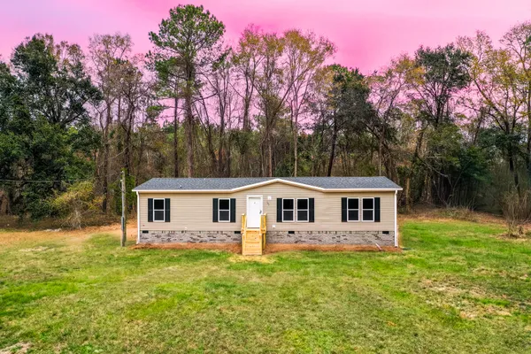 $224,999 | 145 Firethorn Court, Eutawville, SC 29048