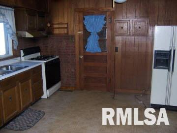 906 Power Plant Road Marion, IL 62959 - Photo 5 of 6 Gallery Image 5