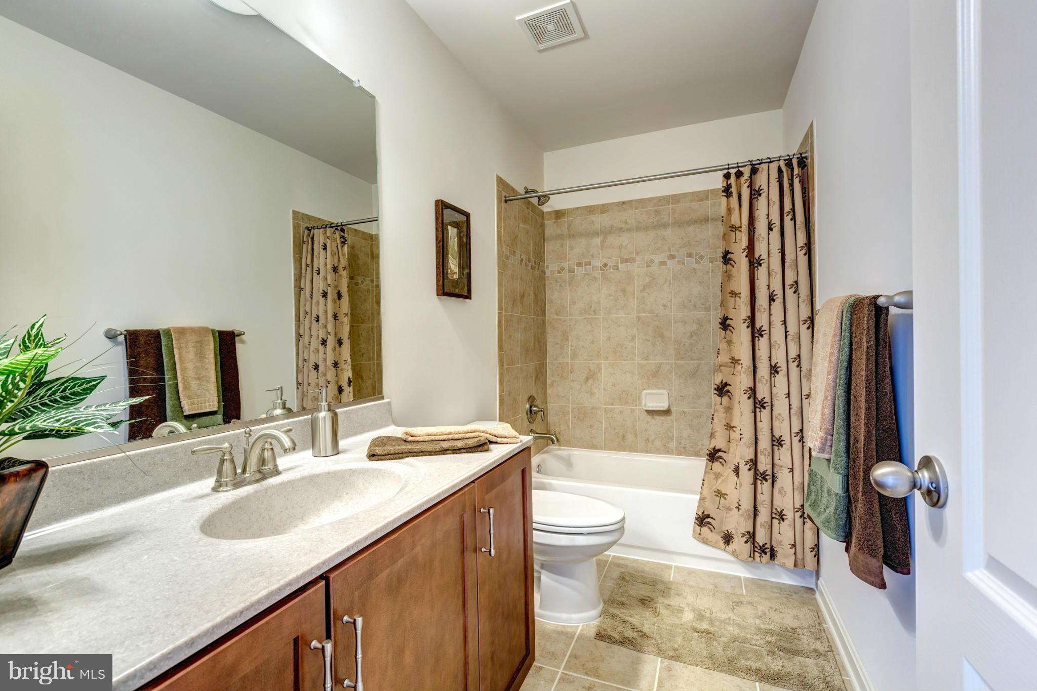10800 Pfeffers Road Kingsville, MD 21087 - Photo 23 of 30 Deluxe Finishes In Bath