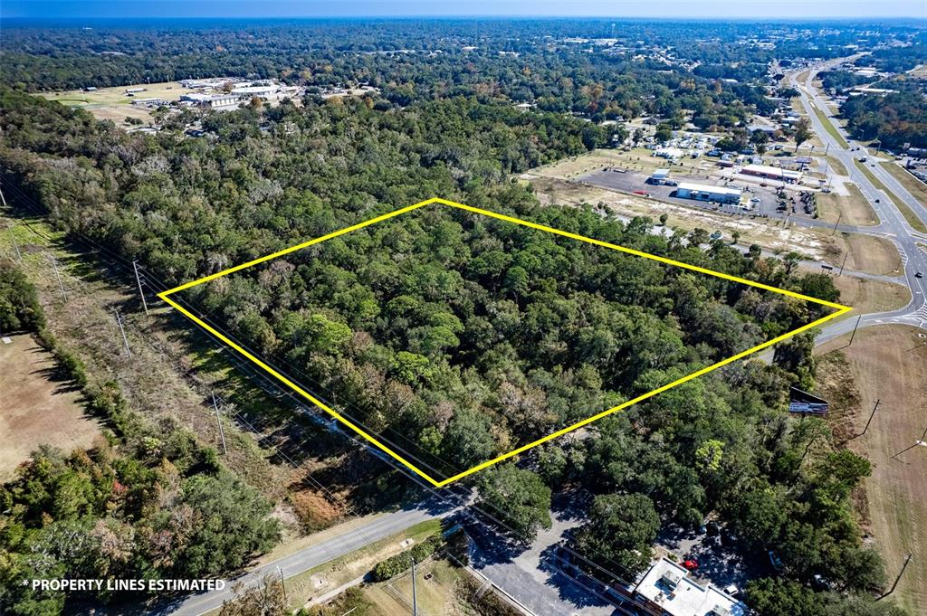 441 West Anthony Road Ocala, FL 34475 - Photo 19 of 19 a view of a city from a balcony