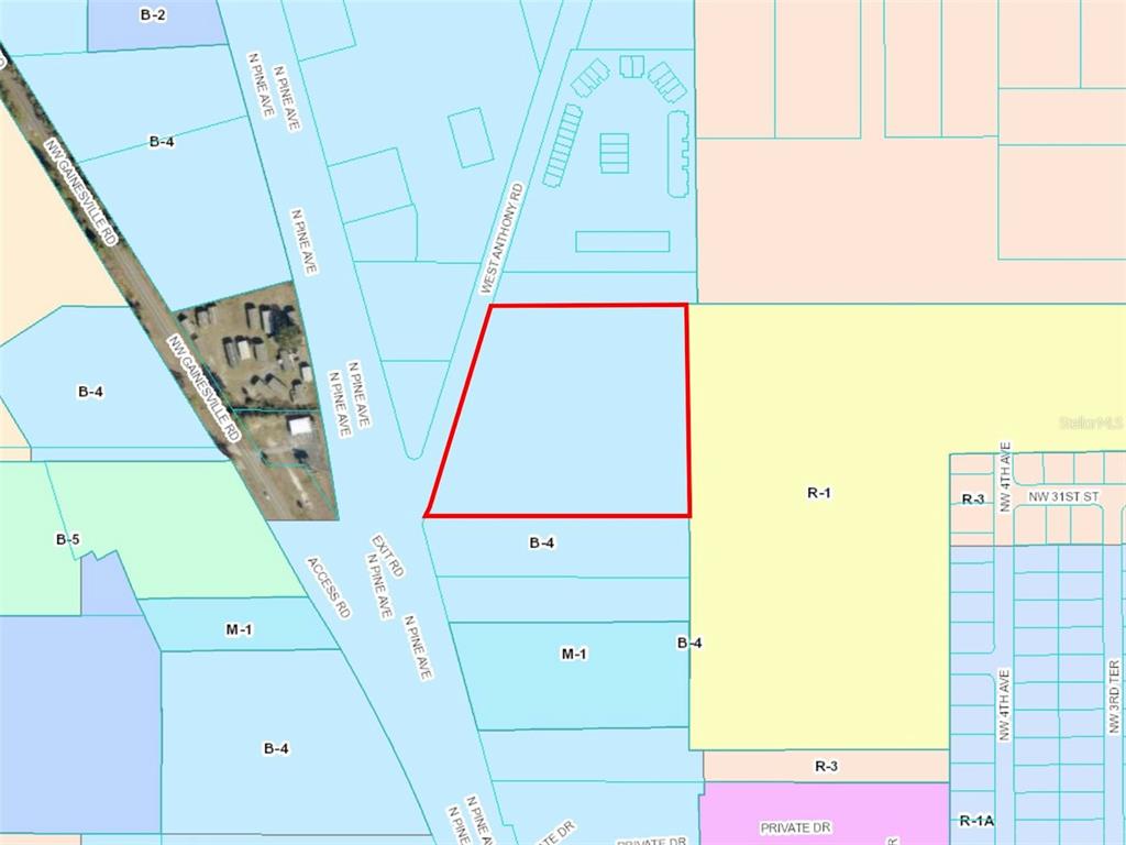 441 West Anthony Road Ocala, FL 34475 - Photo 6 of 19 a view of front door with hallway