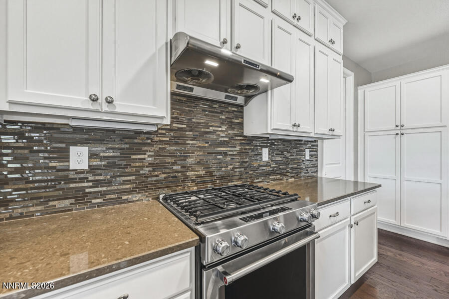 2275 Arpagos Lane Reno, NV 89521 - Photo 20 of 76 AP-1030