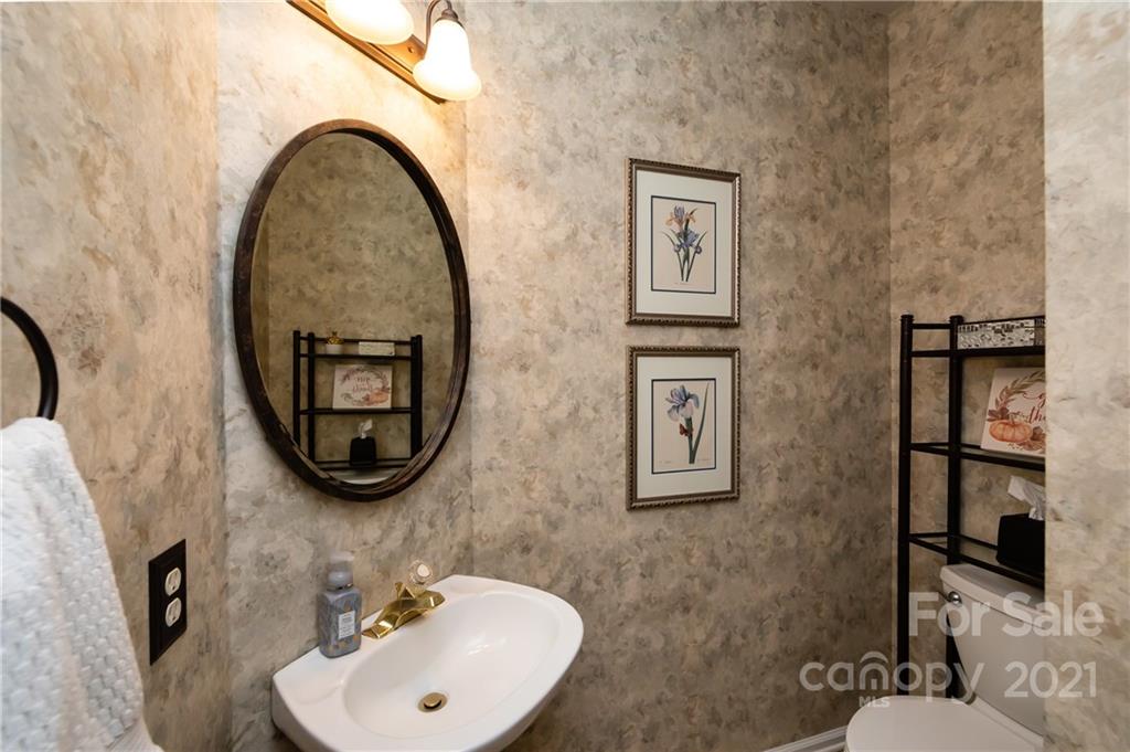 224 Rosedale Lane Matthews, NC 28105 - Photo 13 of 48 Gallery Image 13