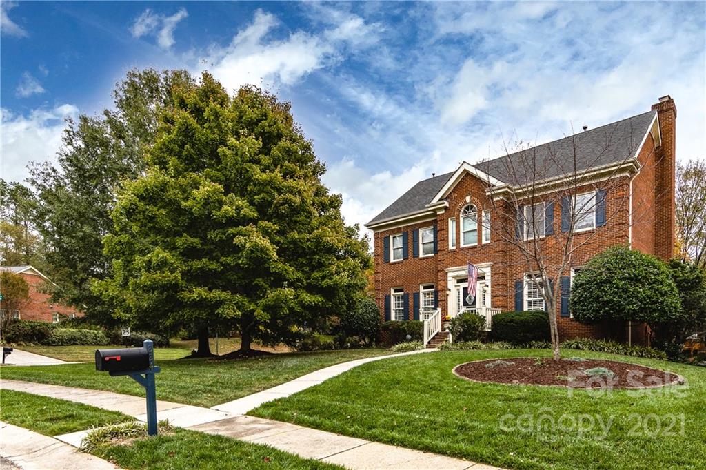 224 Rosedale Lane Matthews, NC 28105 - Photo 4 of 48 Gallery Image 4