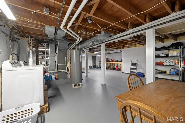 $179,900 | 309 West Highway 50, O'Fallon, IL 62269