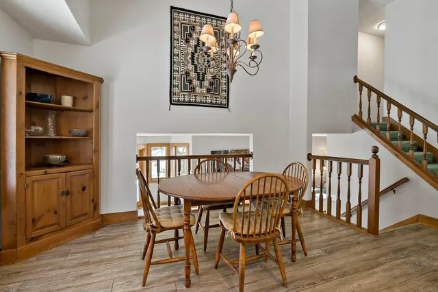 $650,000 | 21066 Malibu Avenue, Prior Lake, MN 55372