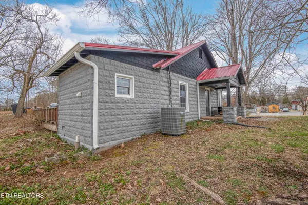 $225,000 | 843 Asheville Highway, Strawberry Plains, TN 37871