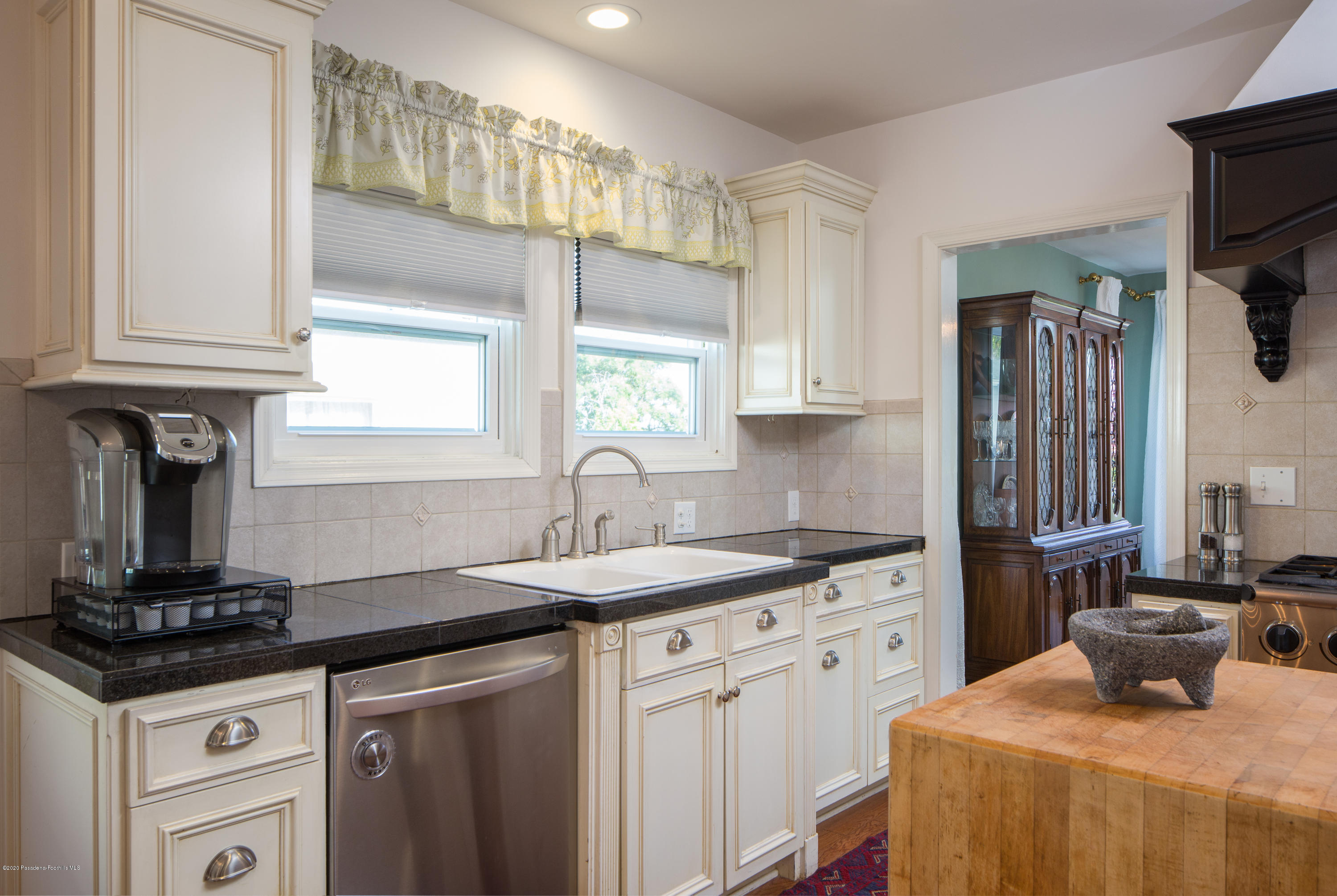 1735 La Paz Road Altadena, CA 91001 - Photo 21 of 59 1735 La Paz_232v1_mls