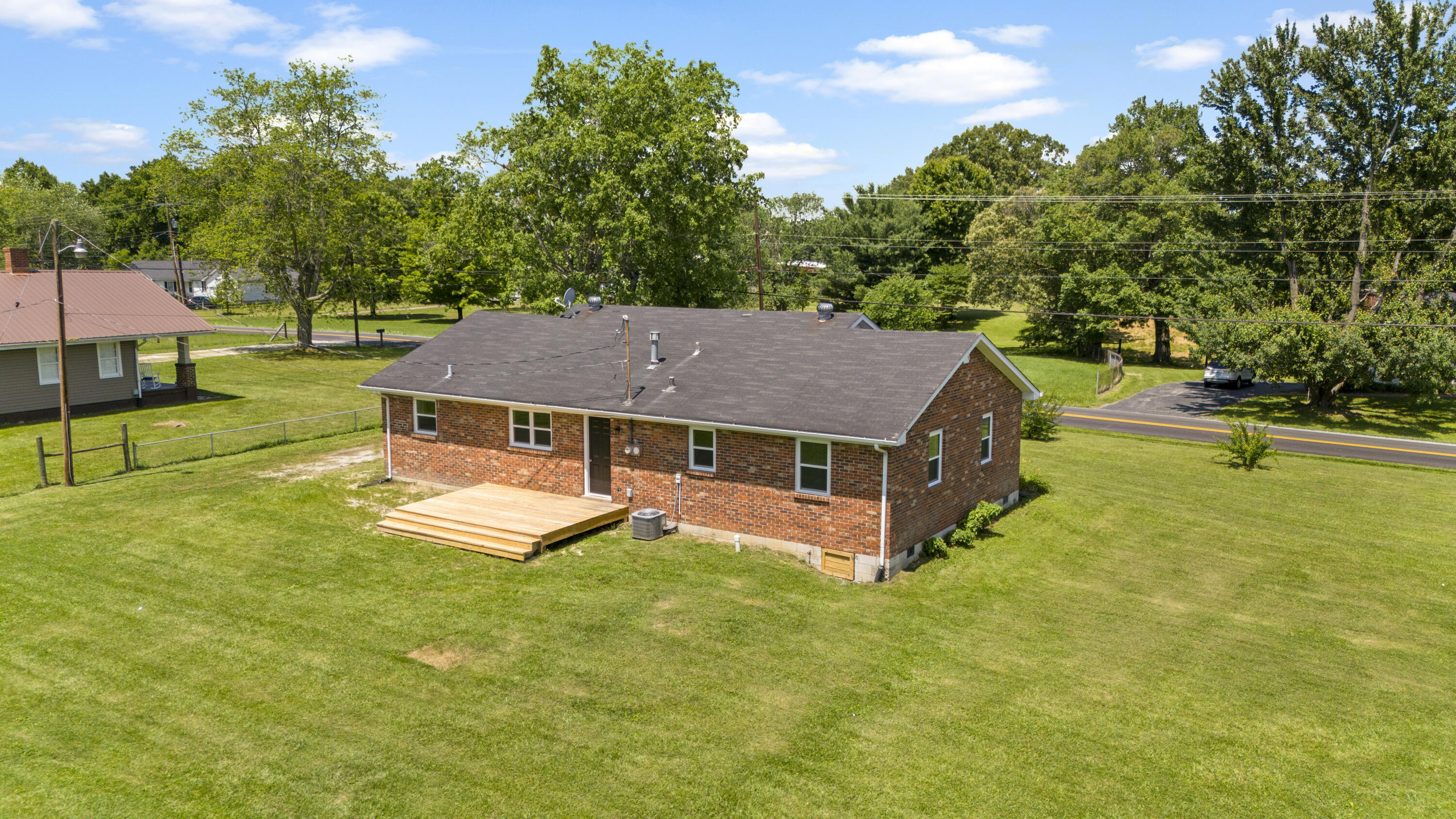308 College Hill Road Waco, KY 40385 - Photo 5 of 45 DJI_20240611123113_0440_D