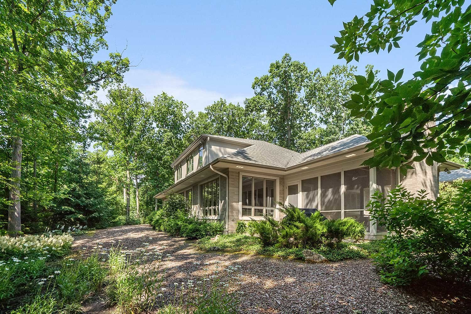 1340 Edgewood Lane Northbrook, IL 60062 - Photo 12 of 13