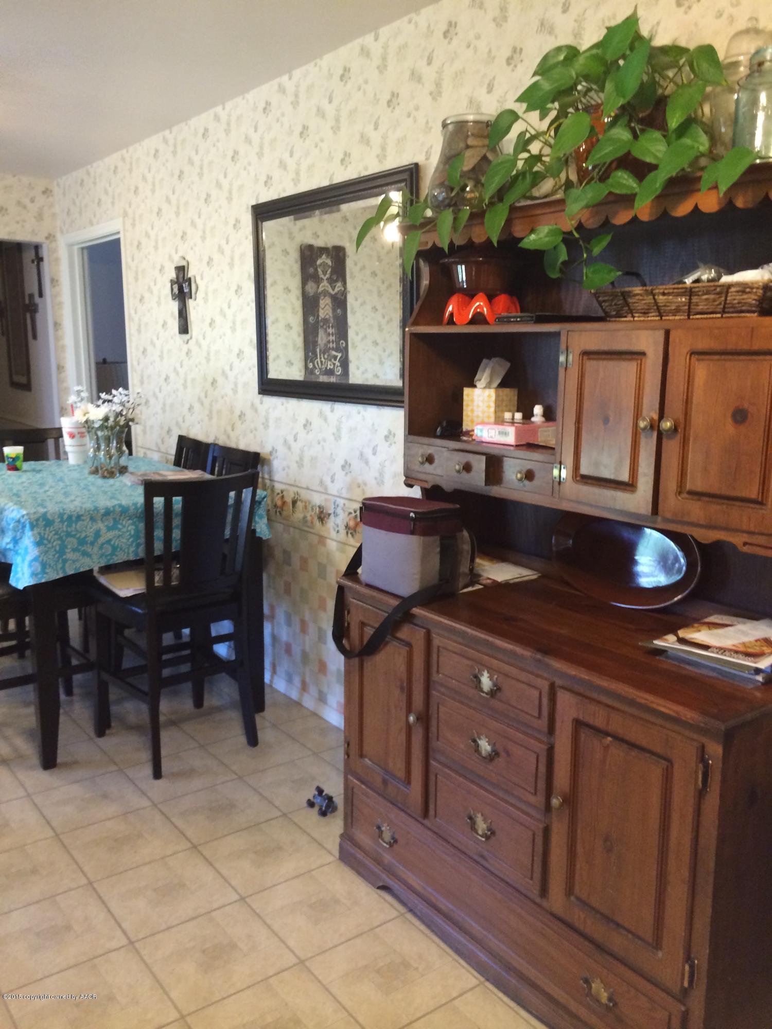 5508 Randolph Road Amarillo, TX 79106 - Photo 6 of 28 Kitchen 3rd view