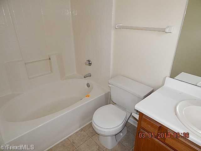 3509 Markham Road Greensboro, NC 27405 - Photo 6 of 9 Master Bath/Spa.