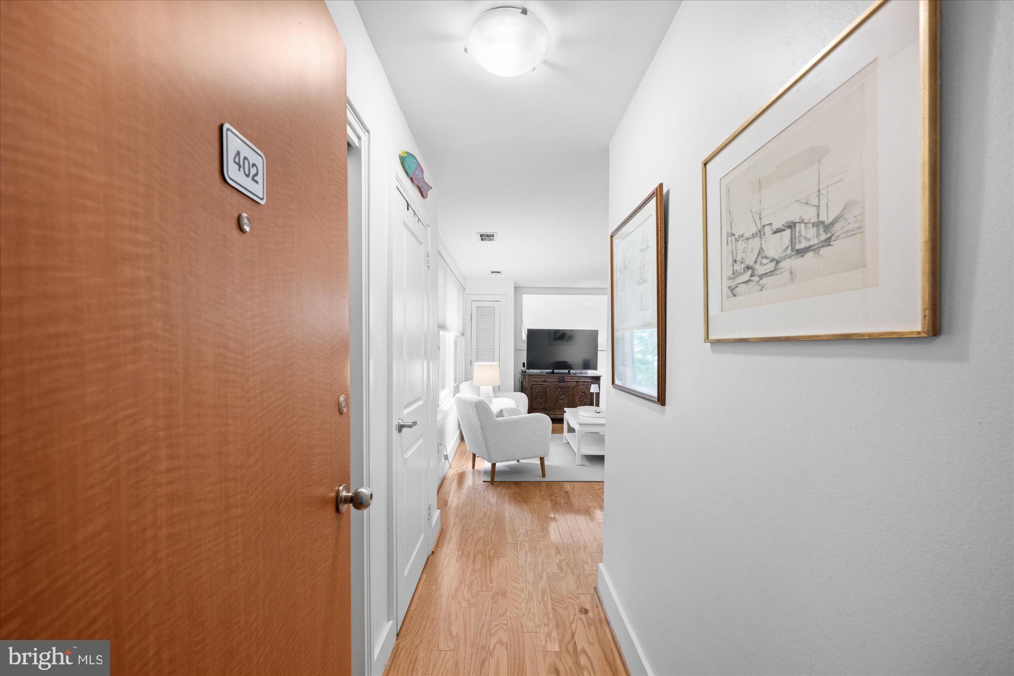 4840 MacArthur Boulevard Northwest, Unit 402 Washington, DC 20007 - Photo 3 of 16