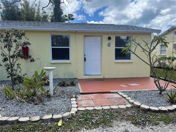 $1,325 | 255 Pineapple Street, Unit 3, Englewood, FL 34223