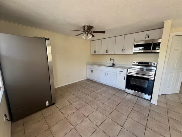$1,325 | 255 Pineapple Street, Unit 3, Englewood, FL 34223