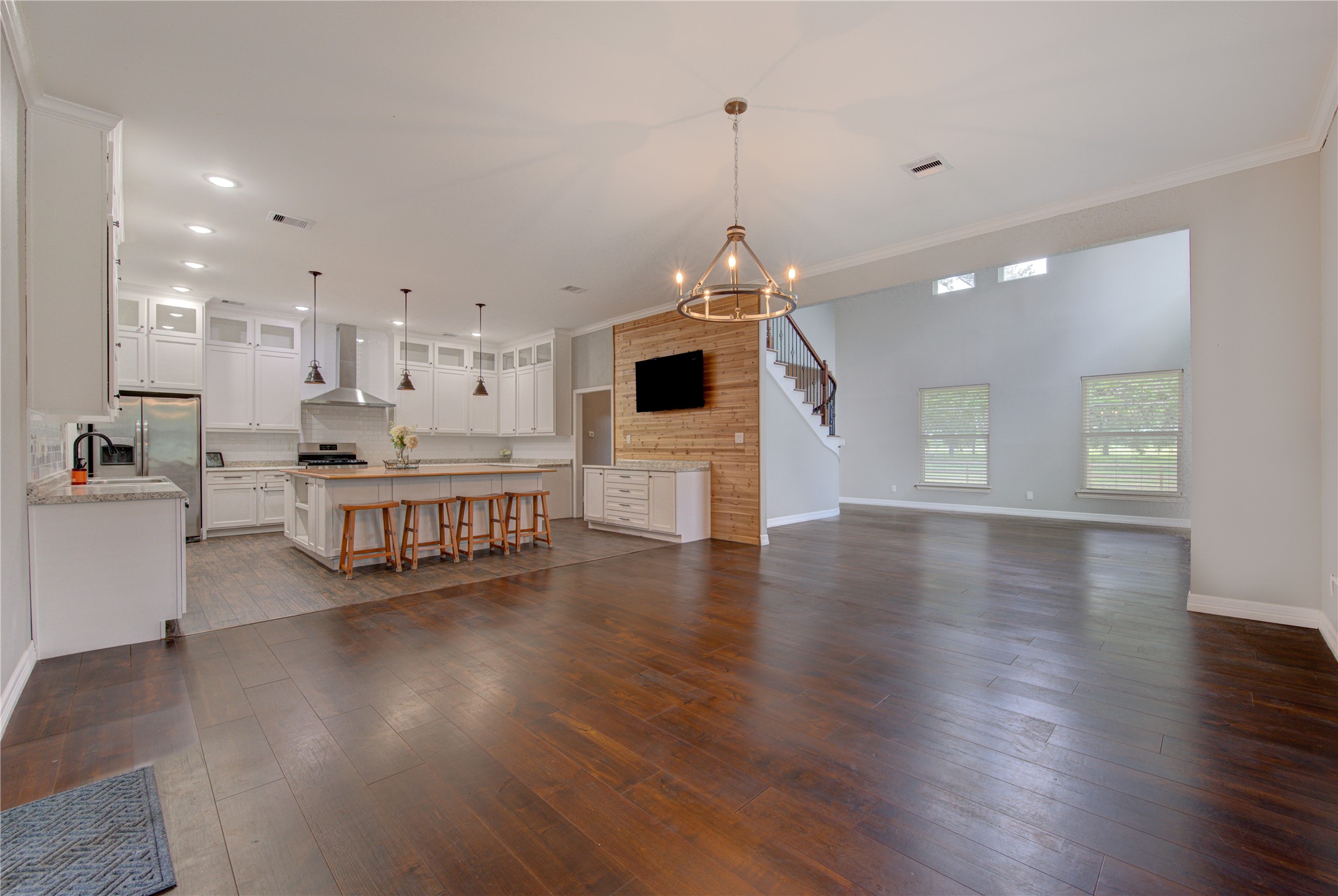 20531 Faye Tomball, TX 77377 - Photo 19 of 43 a living room with furniture and a wooden floor