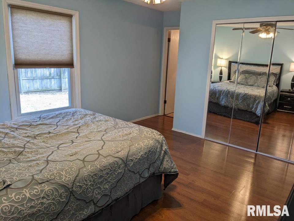 104 Westbrook Drive Springfield, IL 62702 - Photo 11 of 18 Gallery Image 11