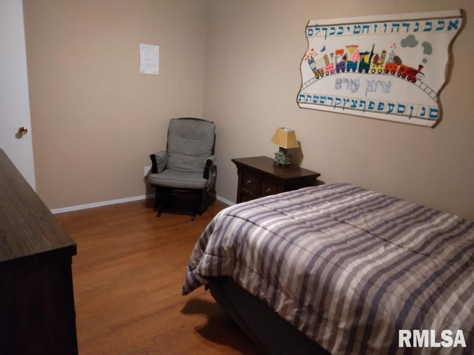 104 Westbrook Drive Springfield, IL 62702 - Photo 14 of 18 Gallery Image 14