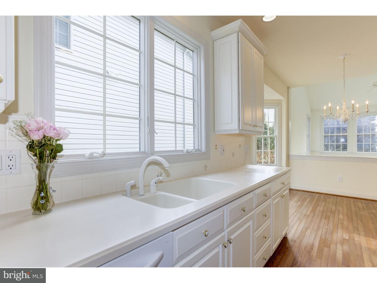 102 Inverness Drive Moorestown, NJ 08057 - Photo 18 of 25