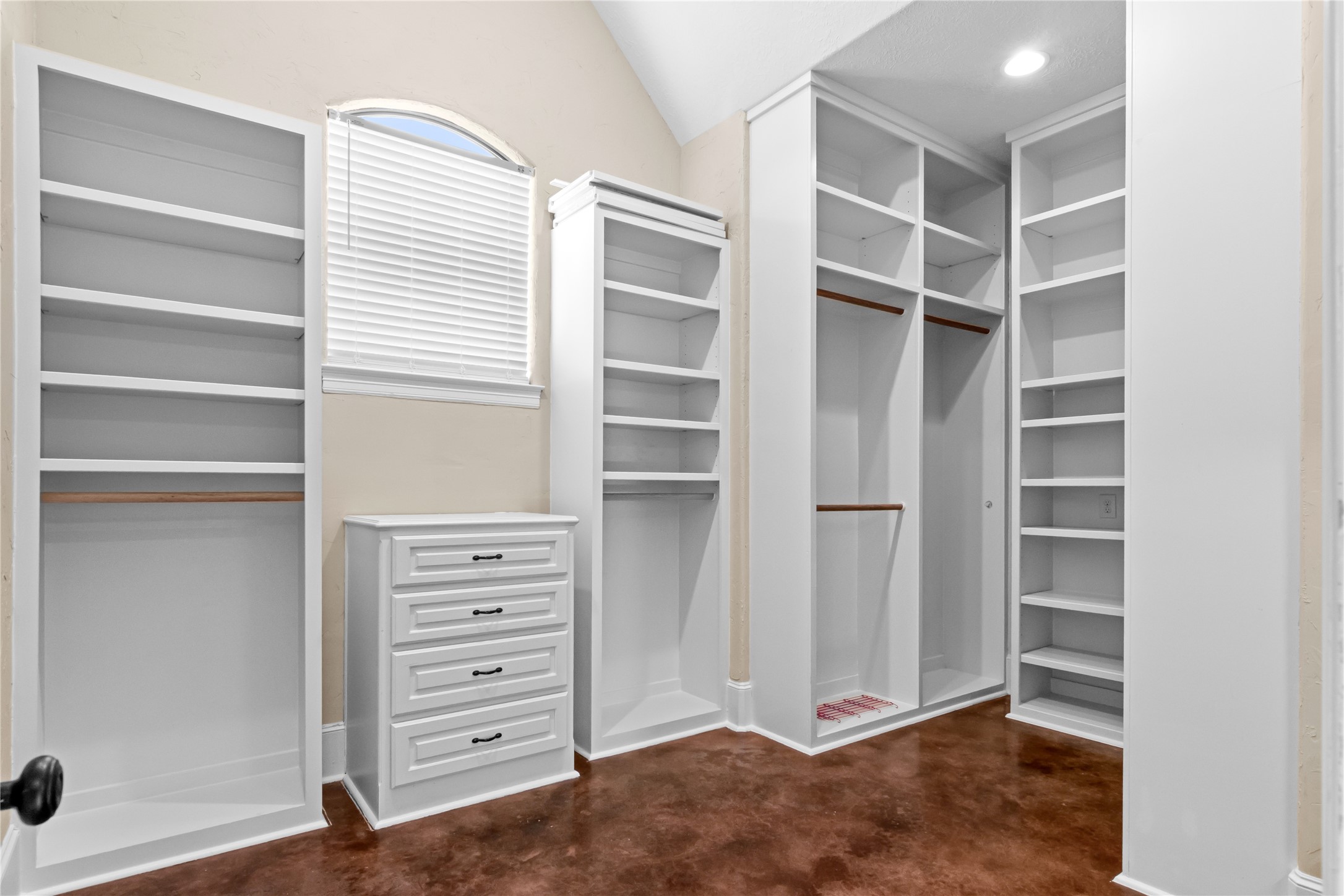2915 Kennings Road Crosby, TX 77532 - Photo 23 of 49 Second large master walk in closet.