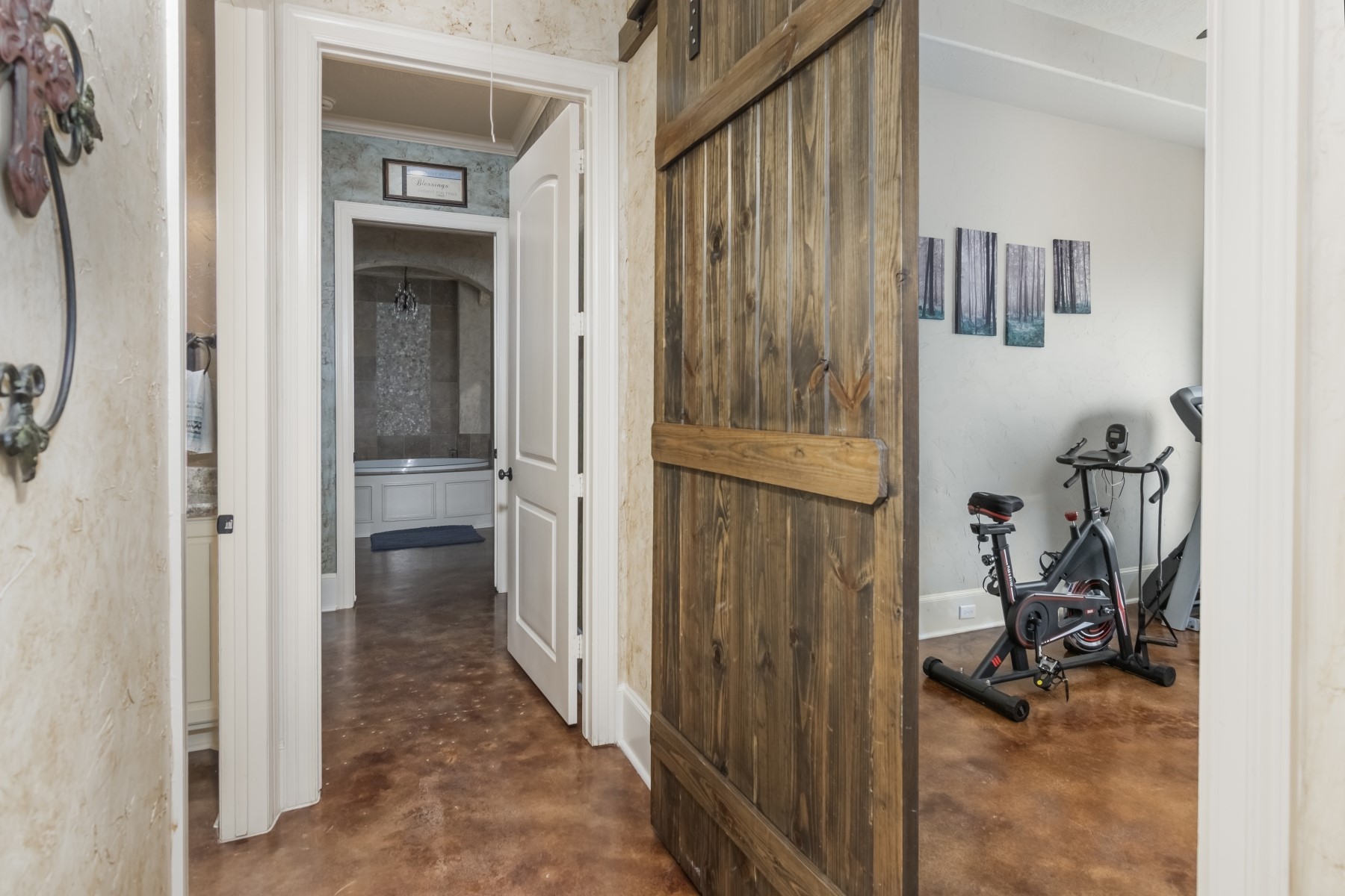 2915 Kennings Road Crosby, TX 77532 - Photo 24 of 49 Barn door to flex room/bedroom.