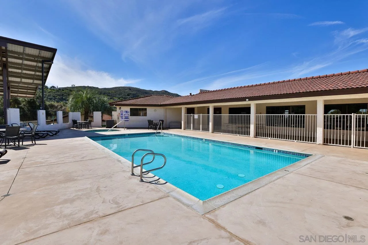 15935 Spring Oaks Road, Unit 133 El Cajon, CA 92021 - Photo 32 of 35 Gallery Image 32