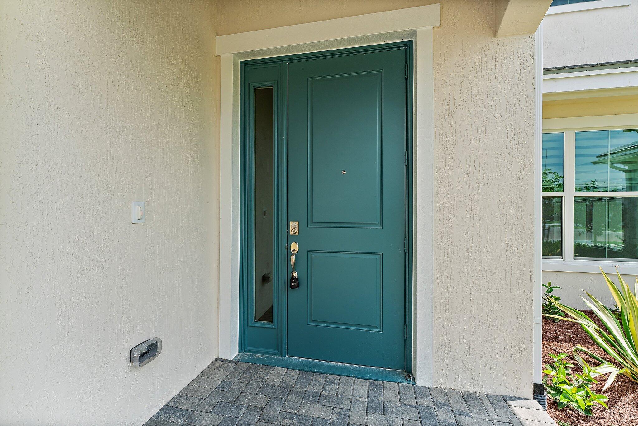12622 Nautilus Circle Palm Beach Gardens, FL 33412 - Photo 4 of 66 a view of an entryway
