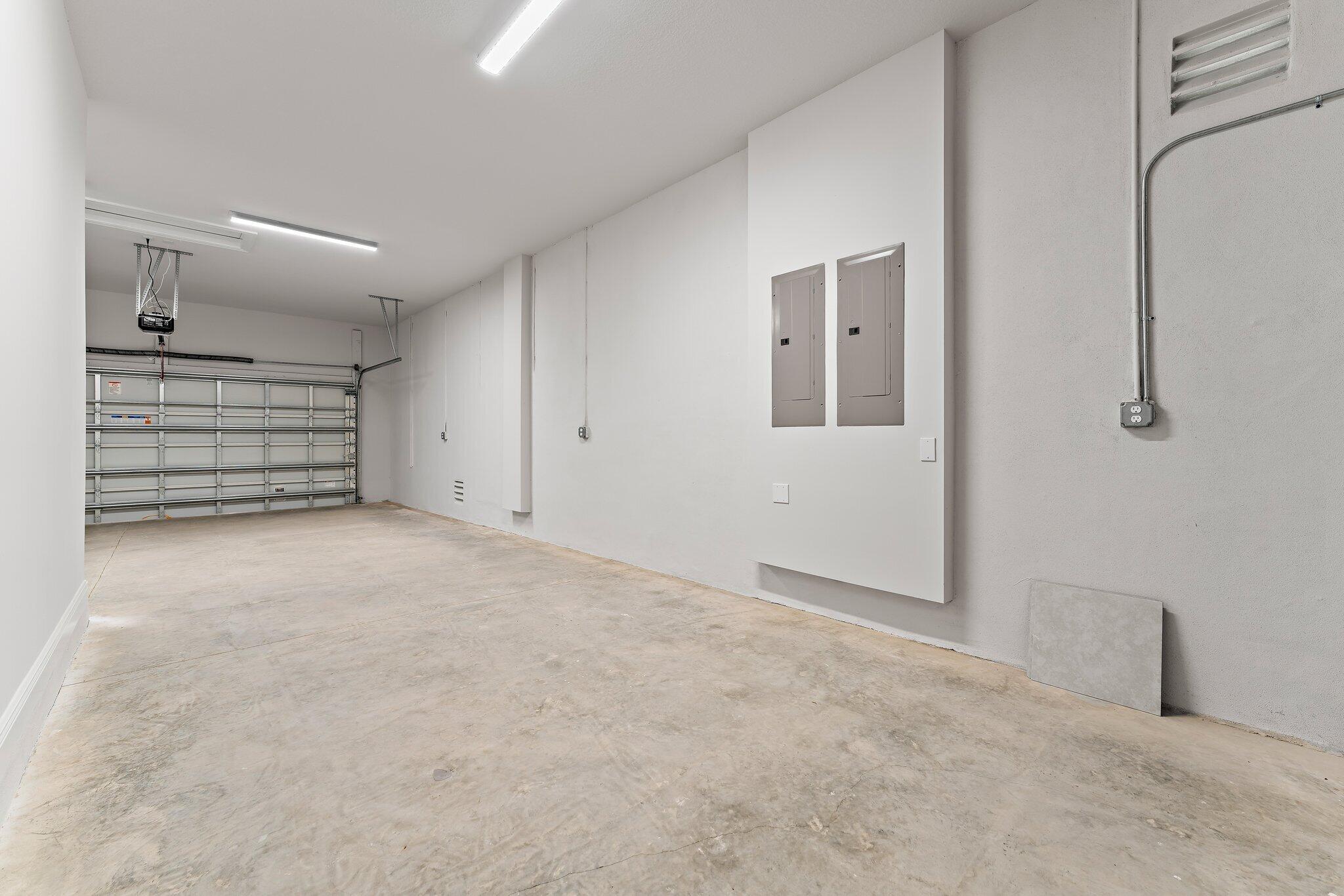 12622 Nautilus Circle Palm Beach Gardens, FL 33412 - Photo 41 of 66 025-12622NautilusCir-WestPalmBeach-SMALL