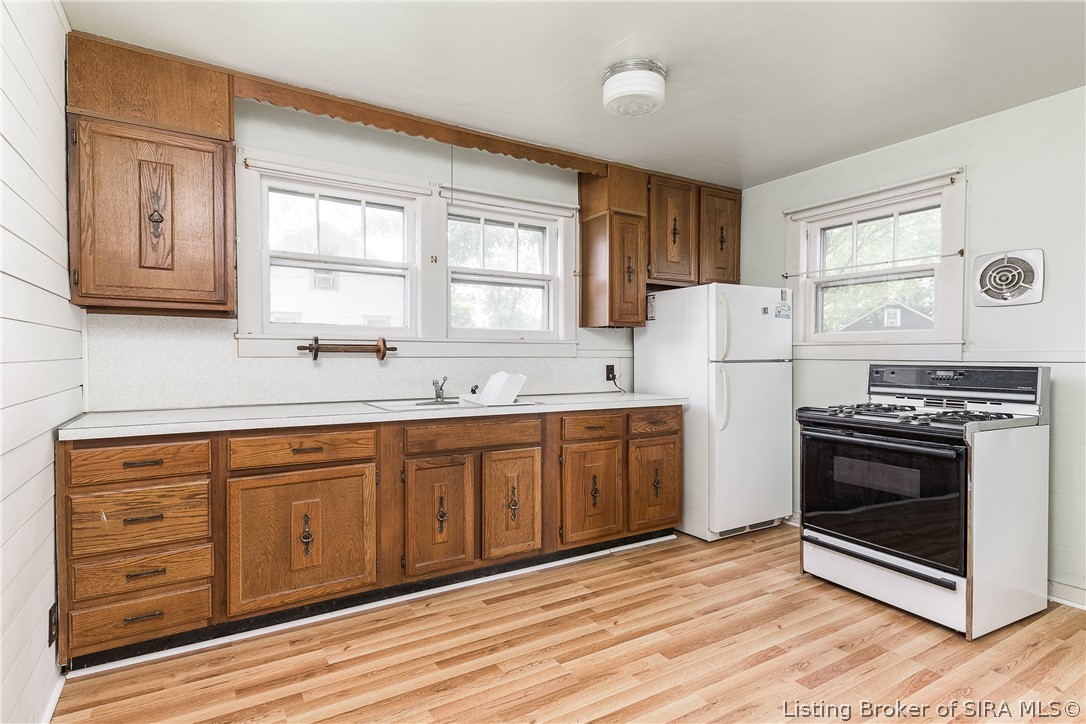 1527 Slate Run Road New Albany, IN 47150 - Photo 7 of 28 Gallery Image 7
