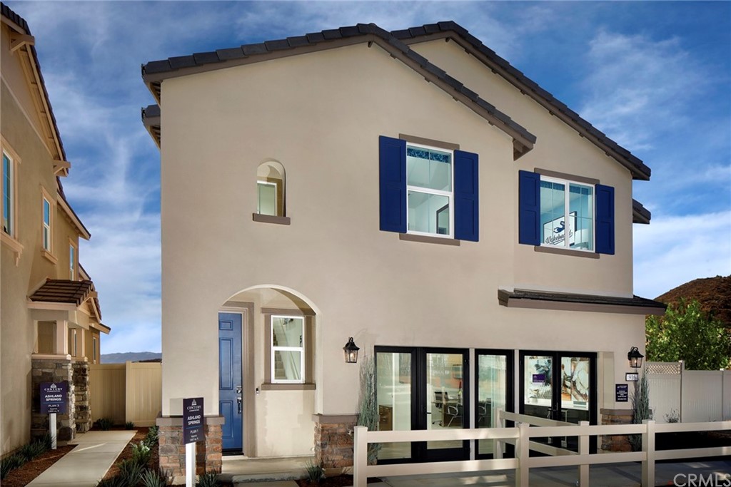 529 Pablo Road Lake Elsinore, CA 92530 - Photo 1 of 1 a front view of a house