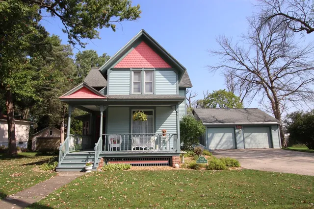 $485,000 | 542 Hill Street, Green Lake, WI 54941