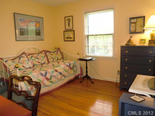2716 Burnt Mill Road Charlotte, NC 28210 - Photo 7 of 13 Gallery Image 7