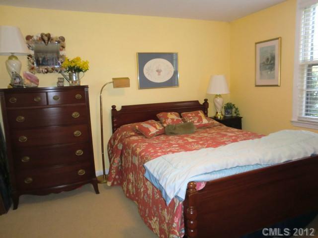 2716 Burnt Mill Road Charlotte, NC 28210 - Photo 10 of 13 Gallery Image 10