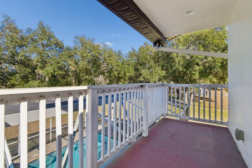3302 Jap Tucker Road Plant City, FL 33566 - Photo 33 of 44 a view of a balcony