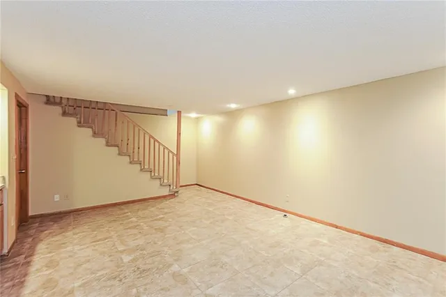 $2,335 | 14801 South Brougham Drive, Olathe, KS 66062