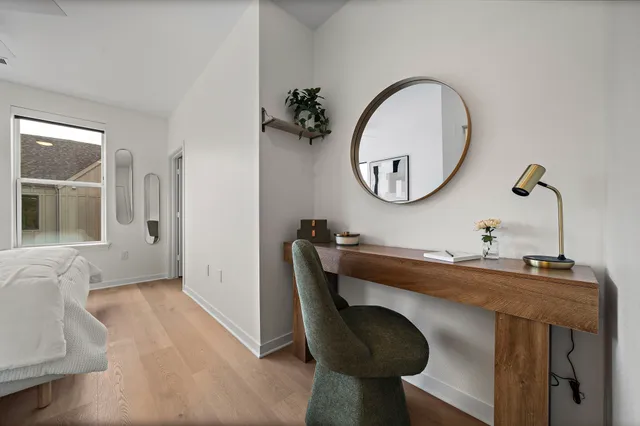 $4,525 | 1941 Sawdust Road, Unit 169, The Woodlands, TX 77380