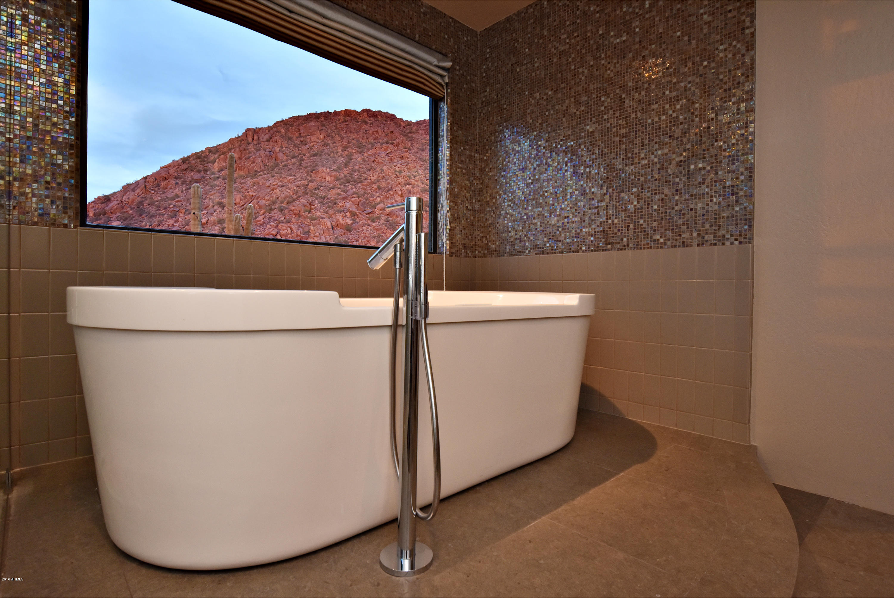 10040 East Happy Valley Road, Unit 461 Scottsdale, AZ 85255 - Photo 39 of 101 Masterbath Tub View
