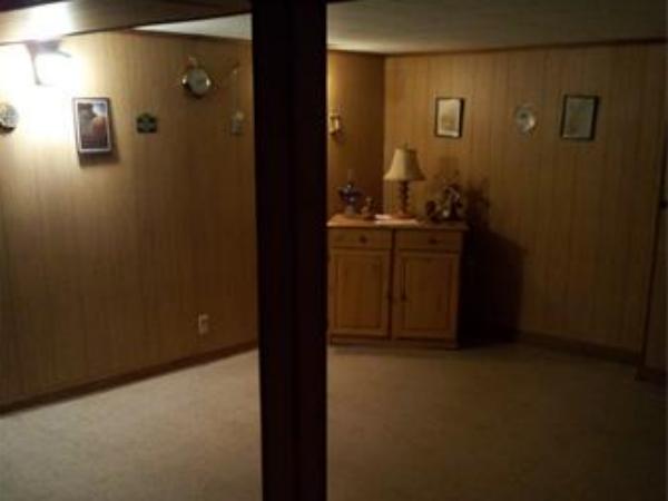 945 Granby Road Chicopee, MA 01020 - Photo 8 of 10 Gallery Image 8