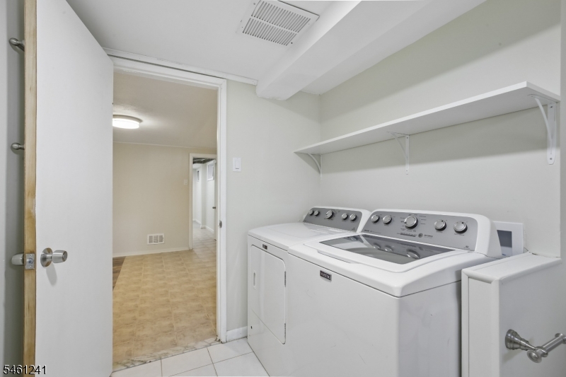 113 Stony Road Edison, NJ 08817 - Photo 36 of 44 Gallery Image 36