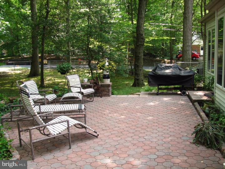 513 Gatewood Road Cherry Hill, NJ 08003 - Photo 22 of 23 Exterior Back