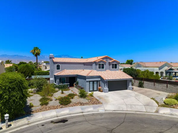 $679,000 | 41945 Maryn Court, Palm Desert, CA 92211