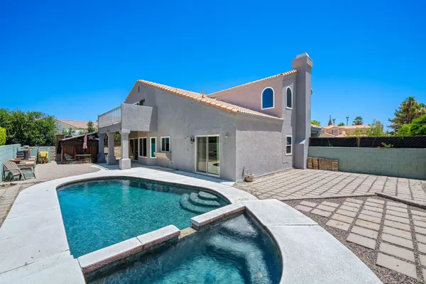 $699,000 | 41945 Maryn Court, Palm Desert, CA 92211