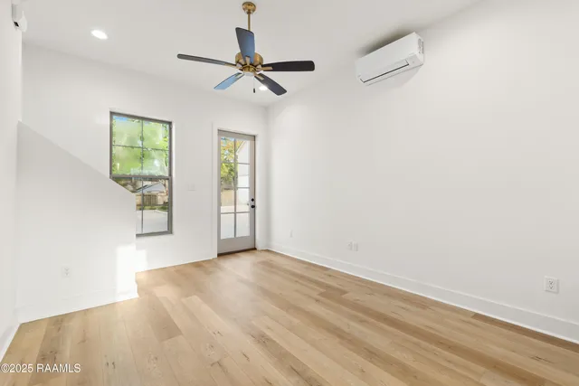 $1,975 | 202 Steiner Oaks, Lafayette, LA 70508