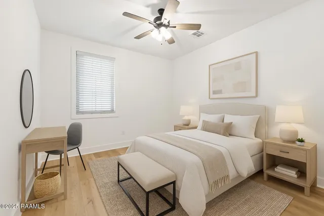 $1,975 | 202 Steiner Oaks, Lafayette, LA 70508