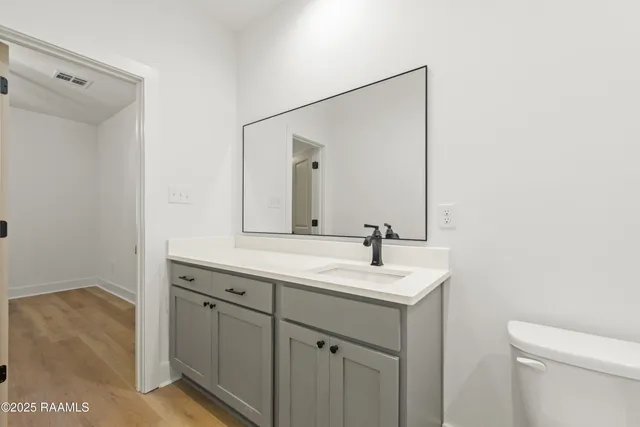 $1,975 | 202 Steiner Oaks, Lafayette, LA 70508