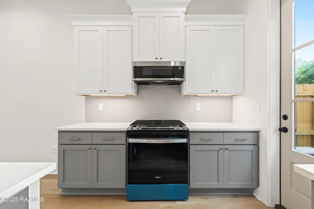 $1,975 | 202 Steiner Oaks, Lafayette, LA 70508