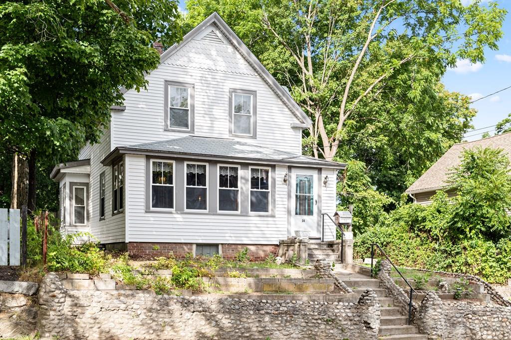 34 Walnut Street Maynard, MA 01754 - Photo 2 of 30 Gallery Image 2