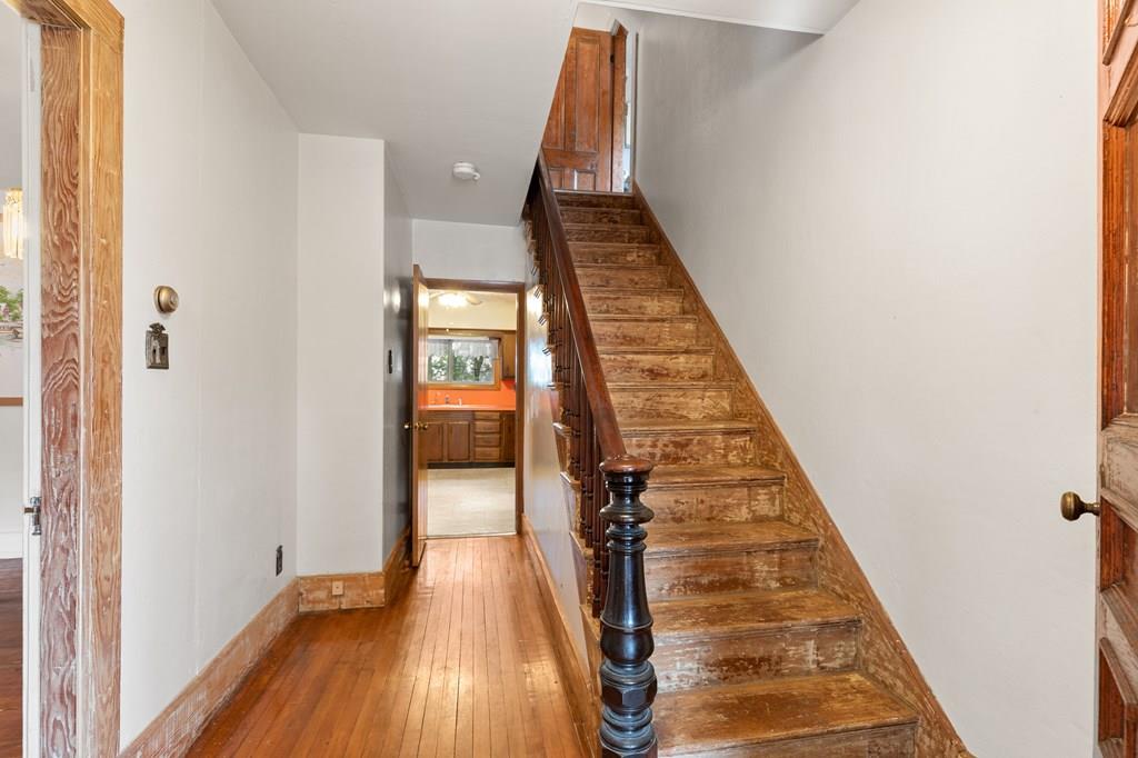 34 Walnut Street Maynard, MA 01754 - Photo 7 of 30 Gallery Image 7